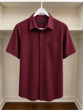 Cafe Luna Men's Short-Sleeve Button-Down Shirt in Burgundy